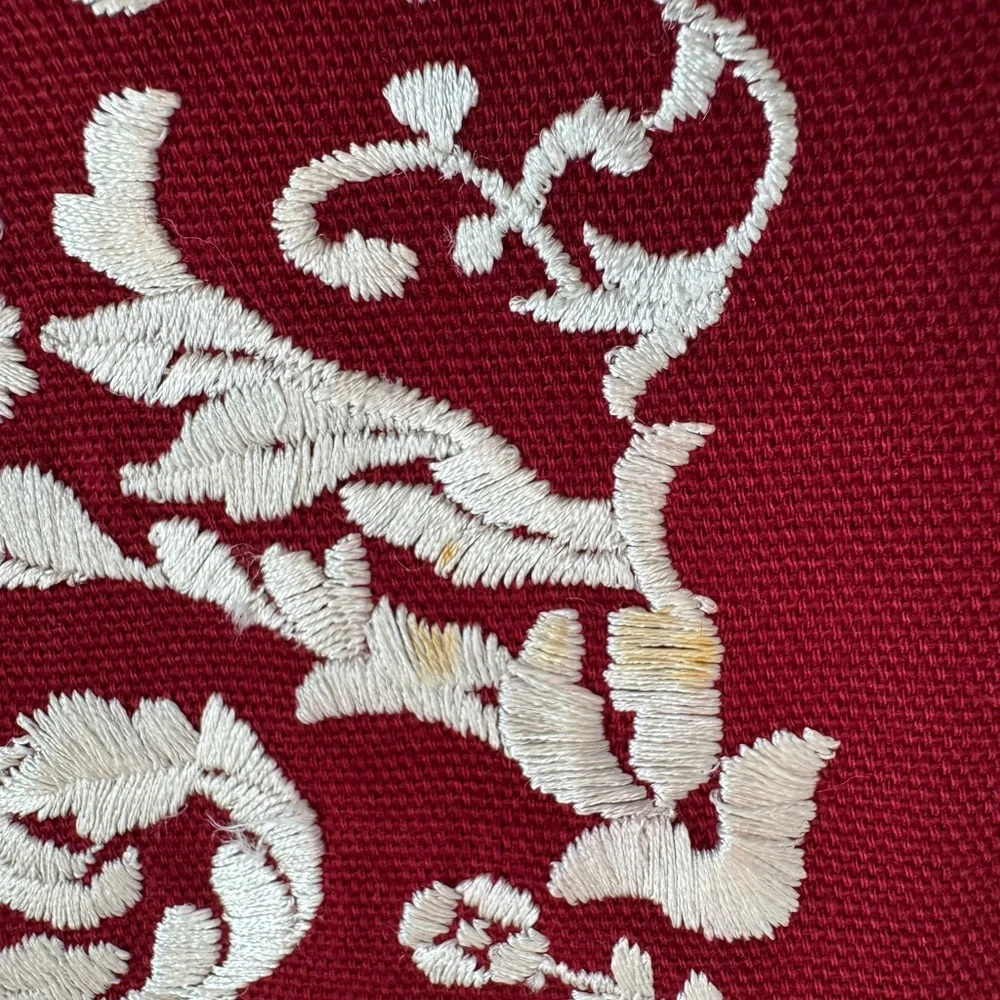 Williams Sonoma Burgundy & White Embroidered Napkins with Matching Placemat